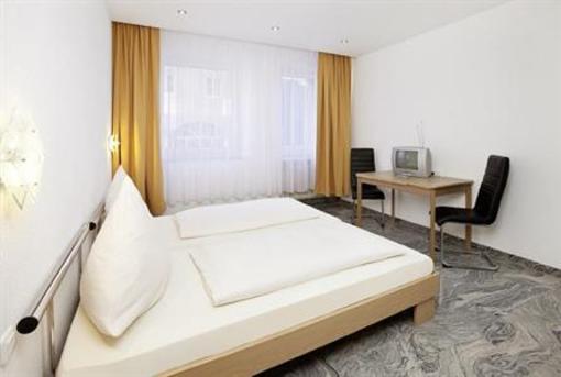 фото отеля Haus Gabriel B&B Füssen