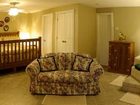 фото отеля Plain & Fancy Bed & Breakfast Ironton