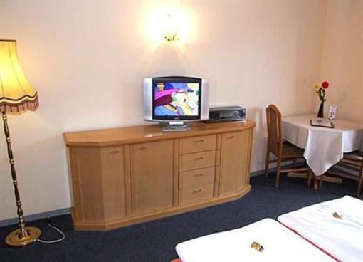 фото отеля Hotel Lindenhof Konigstein (Saxony)