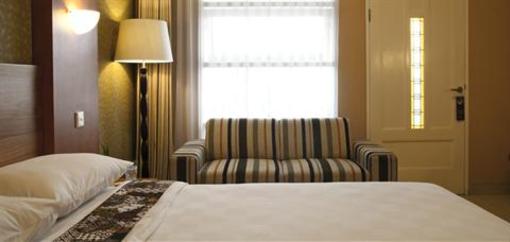 фото отеля Selaras Guest House