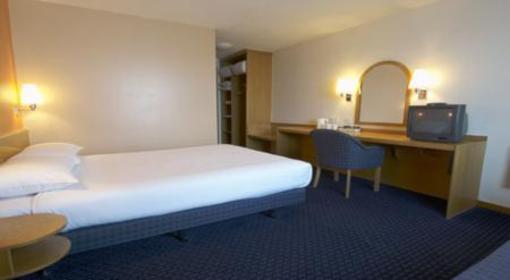фото отеля Travelodge Wakefield Woolley Edge M1 Northbound