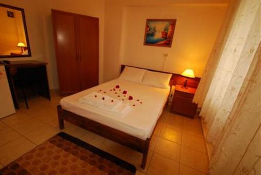 фото отеля Adali Guest House
