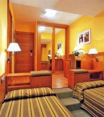 фото отеля Montarto Hotel Naut Aran