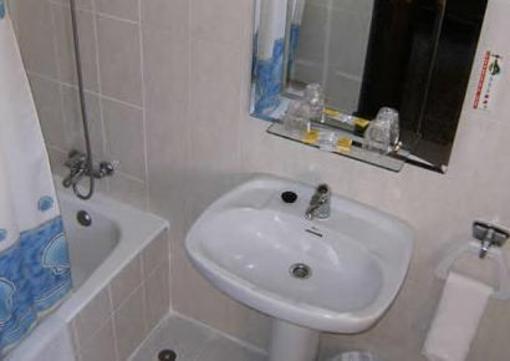 фото отеля Hostal El Tiburon Alfaz del Pi