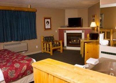 фото отеля AmericInn Lodge & Suites Pequot Lakes