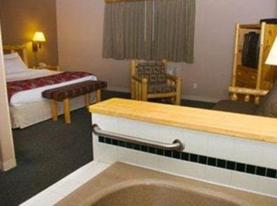 фото отеля AmericInn Lodge & Suites Pequot Lakes