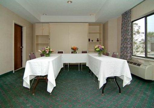 фото отеля Sleep Inn Conway
