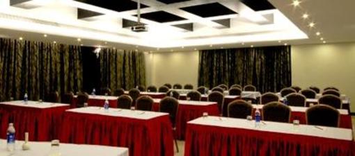фото отеля Clarks Inn Suites - Pune