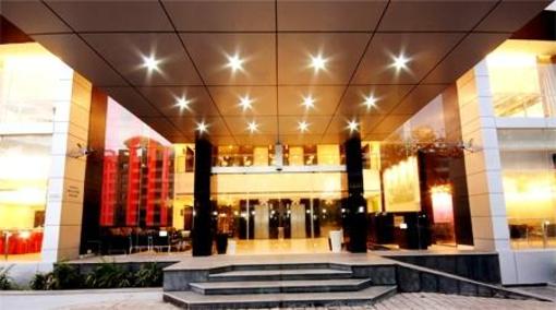 фото отеля Clarks Inn Suites - Pune