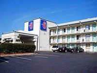 Motel 6 Raleigh Southwest - Cary
