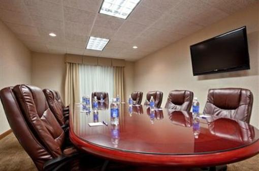 фото отеля Holiday Inn Express Dimondale