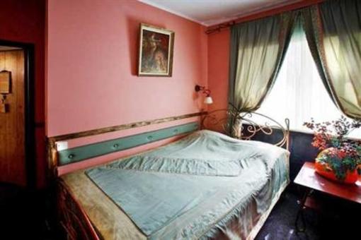 фото отеля Spanish Patio Hotel Donetsk
