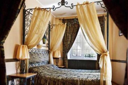 фото отеля Spanish Patio Hotel Donetsk