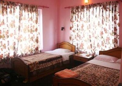 фото отеля Pokhara Palace Hotel