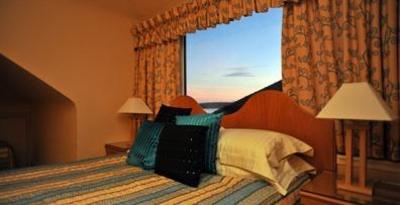 фото отеля Whin Park Guest House