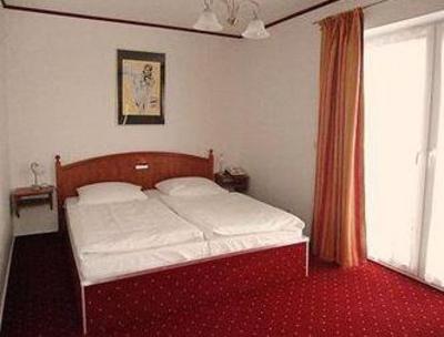 фото отеля Seehotel Loenoe