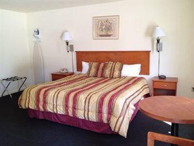 фото отеля North Bay Inn