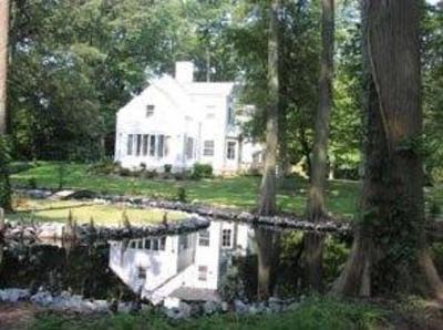 фото отеля Pond House Inn