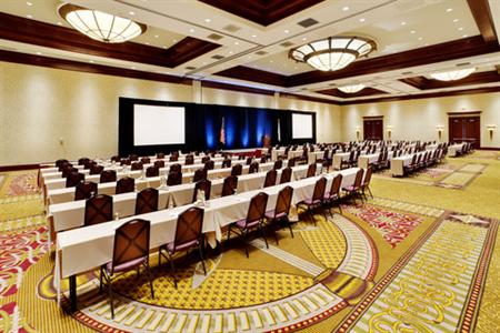 фото отеля Crowne Plaza Providence-Warwick Airport
