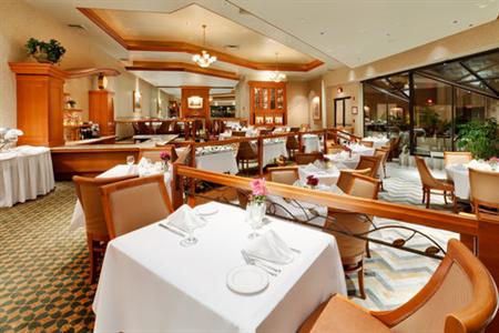 фото отеля Crowne Plaza Providence-Warwick Airport
