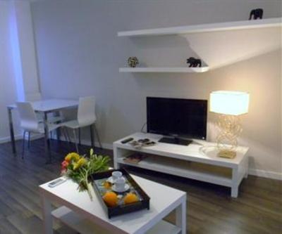 фото отеля Living Valencia Apartamentos - Edificio Rumbau
