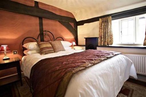 фото отеля The Bull Inn Sonning