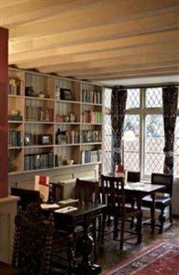 фото отеля The Bull Inn Sonning