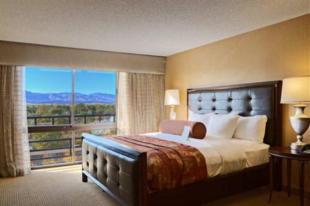 фото отеля Hilton Fort Collins