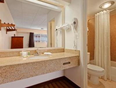 фото отеля Super 8 Motel Grove City