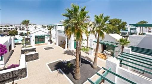 фото отеля Las Acacias Apartments Lanzarote