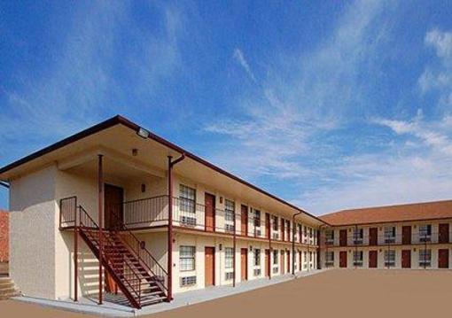 фото отеля Econo Lodge Nacogdoches