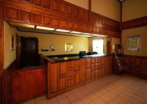фото отеля Econo Lodge Nacogdoches