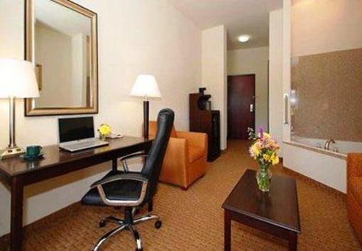 фото отеля Comfort Suites Jackson