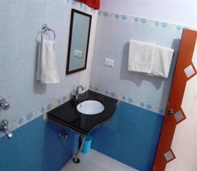 фото отеля Hotel Bharat Villas