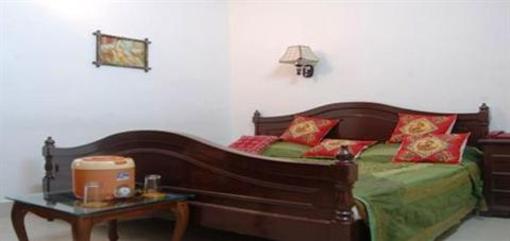 фото отеля Hotel Bharat Villas