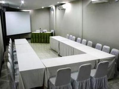 фото отеля Best Skip Hotel