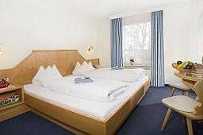 фото отеля Hotel-Gasthof Drei Lowen