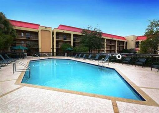 фото отеля Clarion Inn Gulfport