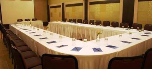фото отеля Sahil Sarovar Portico