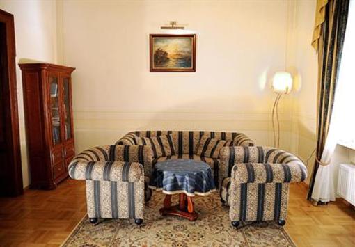 фото отеля Palac Bagatela Apartments Ostrow Wielkopolski