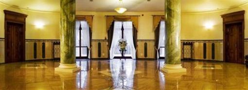 фото отеля Palac Bagatela Apartments Ostrow Wielkopolski