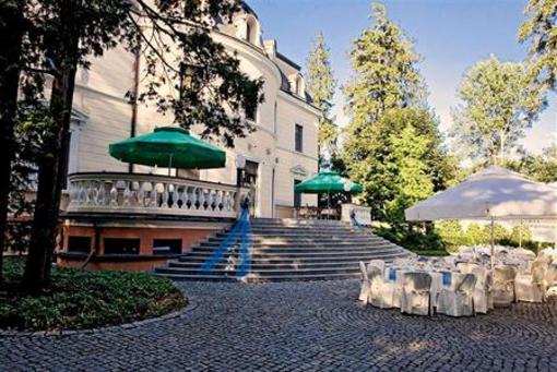 фото отеля Palac Bagatela Apartments Ostrow Wielkopolski