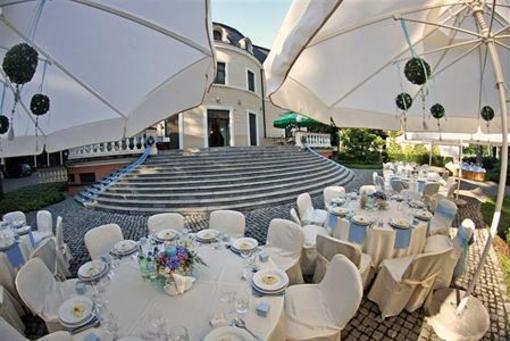 фото отеля Palac Bagatela Apartments Ostrow Wielkopolski
