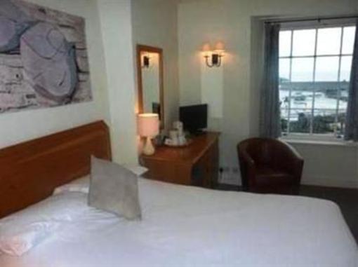 фото отеля Slipway Hotel