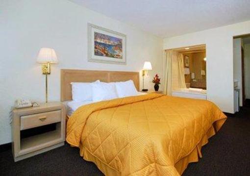 фото отеля Quality Inn Port Clinton