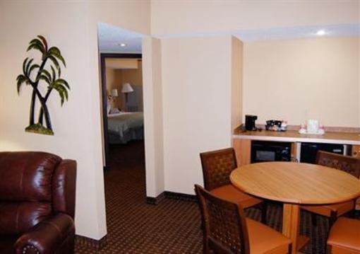 фото отеля Ramada Inn & Suites Airport Sioux Falls