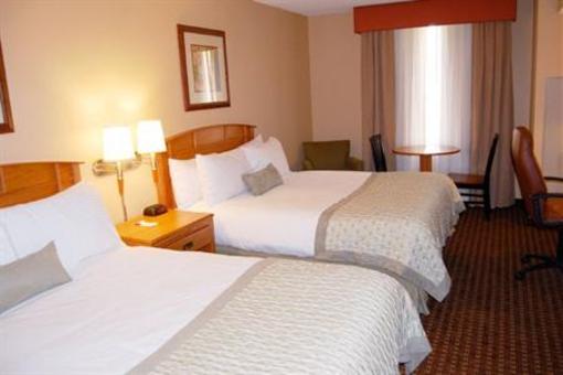 фото отеля Ramada Inn & Suites Airport Sioux Falls