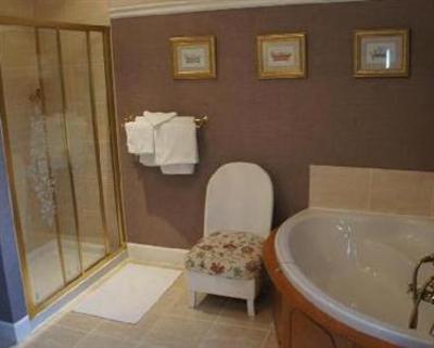 фото отеля Ard Na Coille Guest House Newtonmore