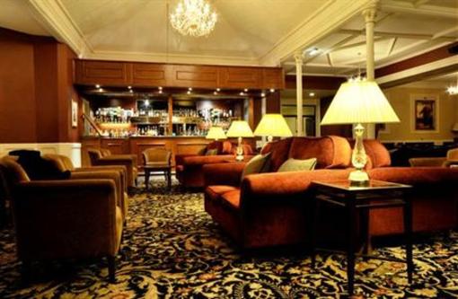 фото отеля The Deeside Inn