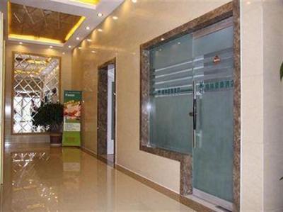 фото отеля Green Tree Inn (Rizhao Railway Station)
